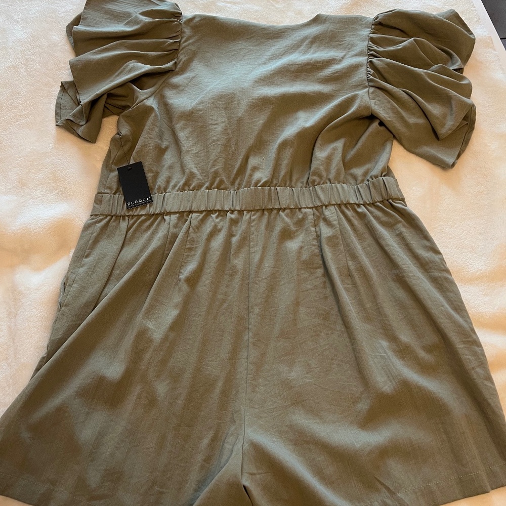 Tie Bodice Romper With Flutter Sleeves (Nwt) - image 5